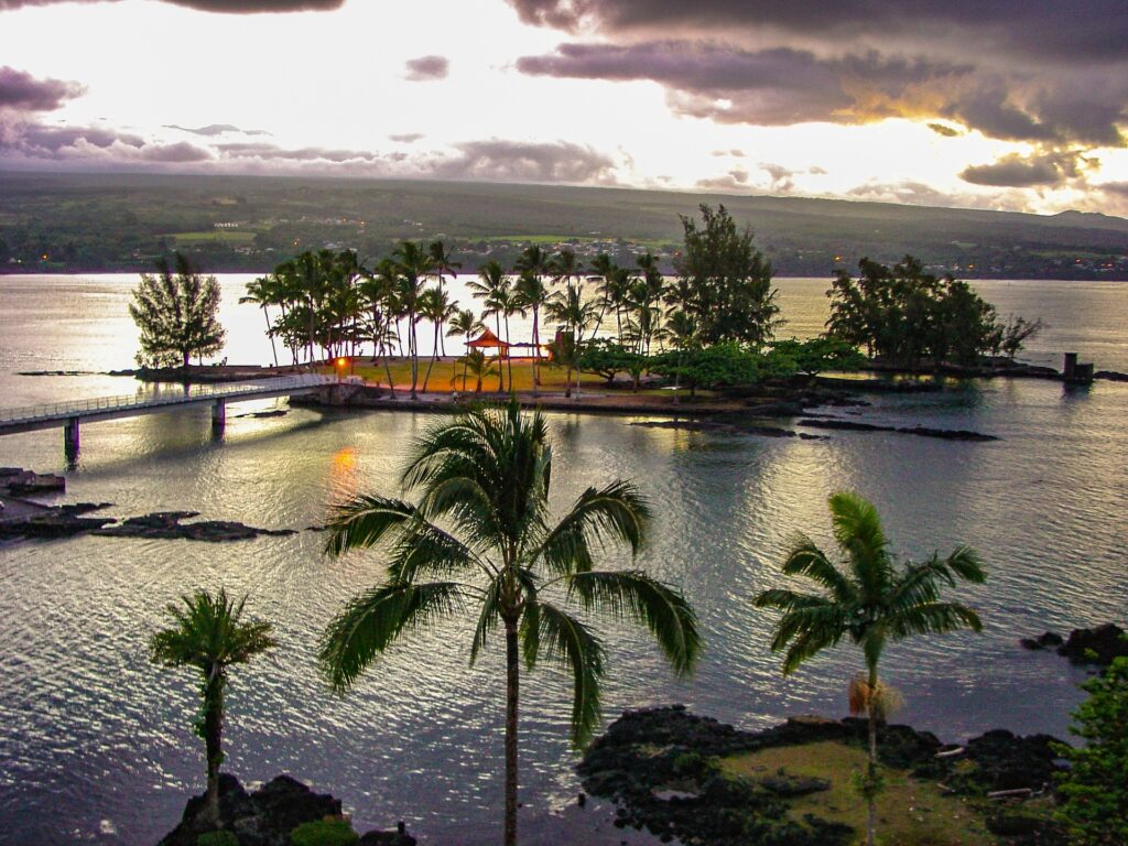 Sun, Sand, and Smiles: Creating Lasting Memories in Hawaii with Your Family