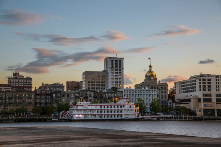Savannah Travel Guide: How to Plan the Perfect Southern Getaway