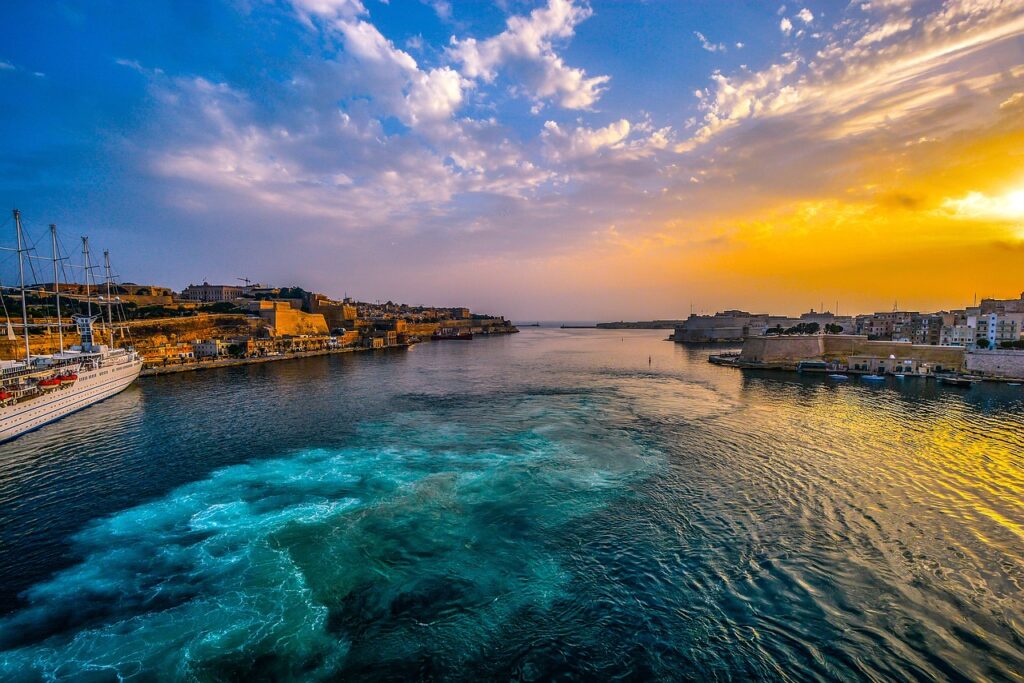 malta, harbor, sunset -honeymoon destination in Europe