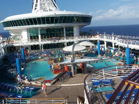 reasons to go on a cruise