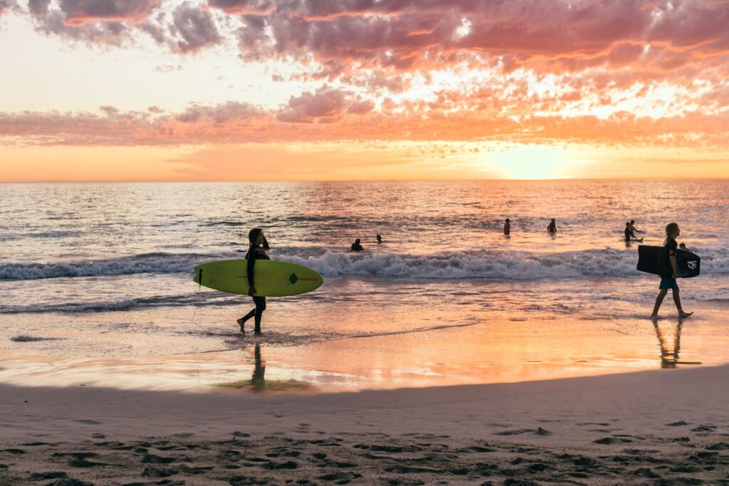 how to spice up romance on the beach - beach sunset strolls