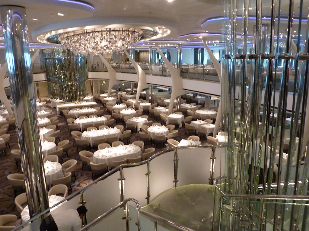 dining options on a cruise ship - majestic princess cruise ship reviews