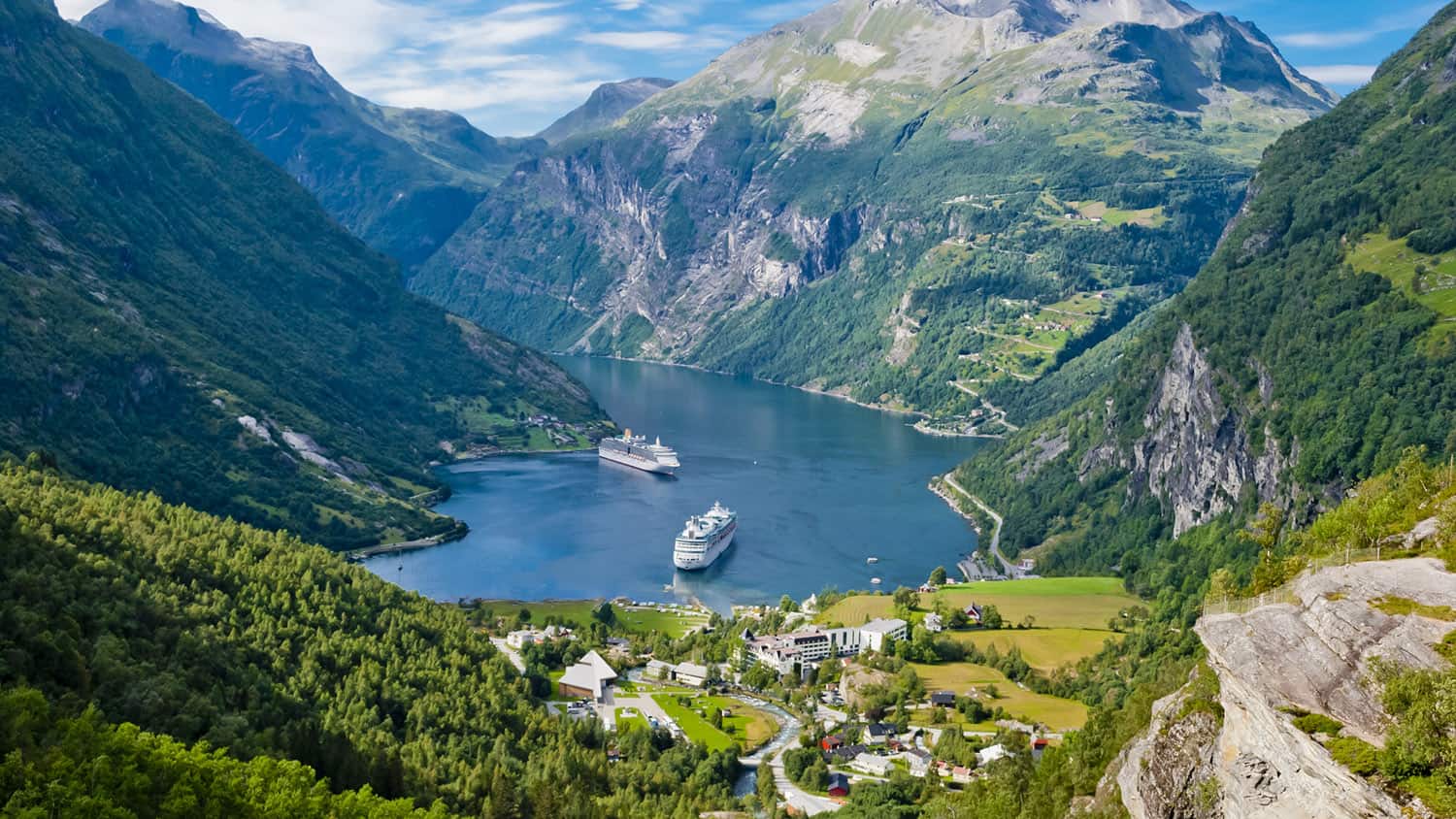 7-Night Cruise vs. Longer Voyages: Which One Offers the Best Value?