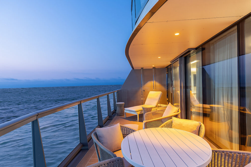 Cruise Cabin Selection Tips: Why Balconies Win Over Interiors