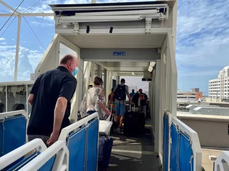 How to Avoid the Worst Cruise Debarkation Day Mistakes